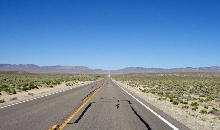 lonely_nevada_road2